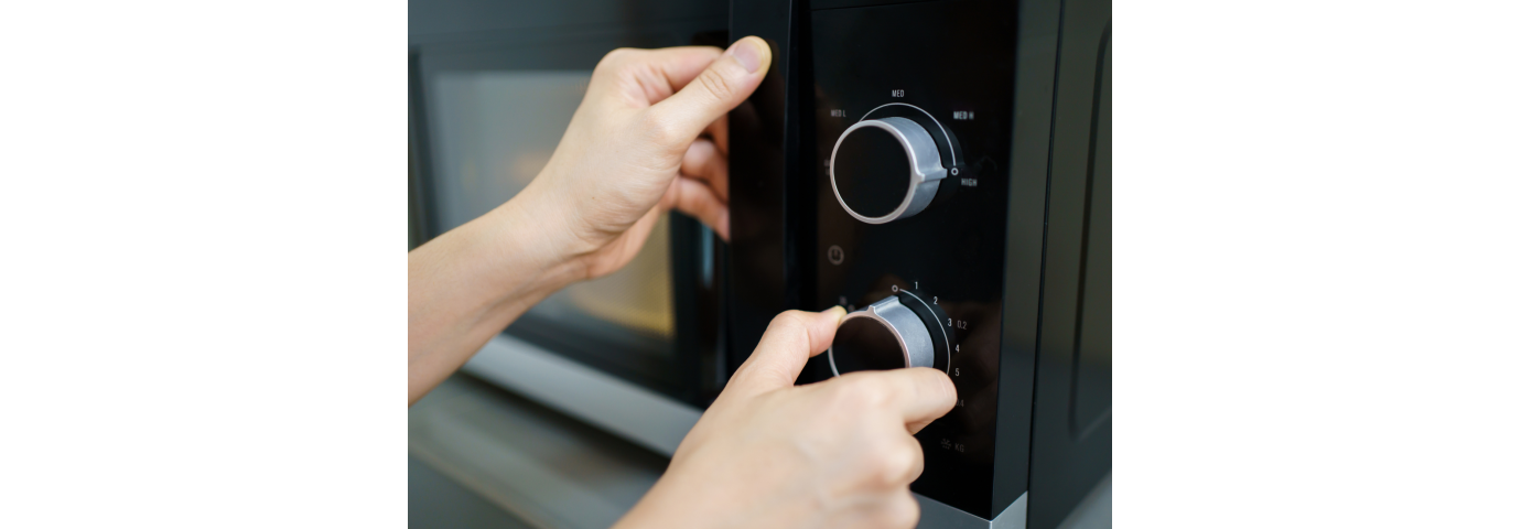 Rengr nemt og effektivt din mikroovn 